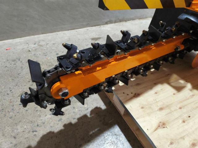 Купить Траншеекопатель MAST Bautechnik MGF-1500E