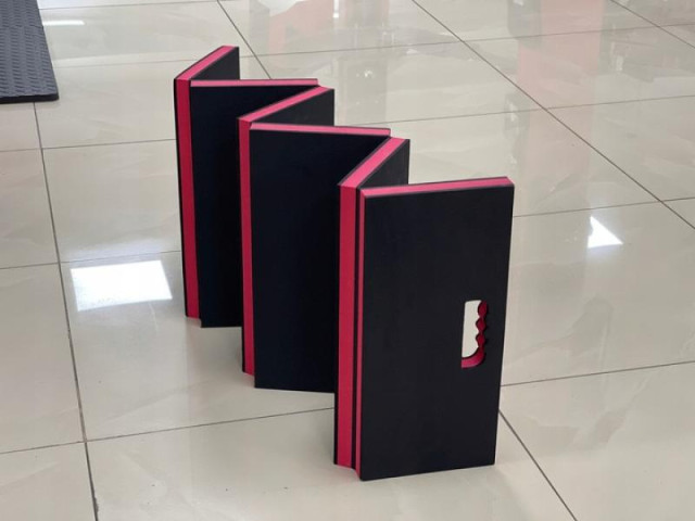 Купить Лежак автослесаря складной (мат) EVA TORIN TRJNL005EVA