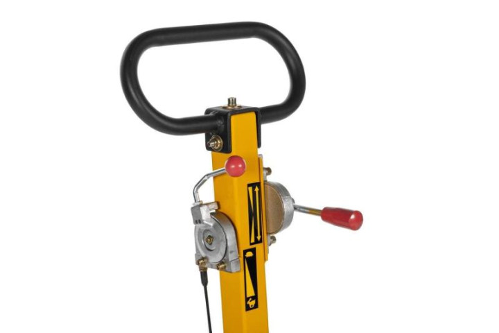 Купить Бензиновая реверсивная виброплита Lumag RP130HPC (25кН)