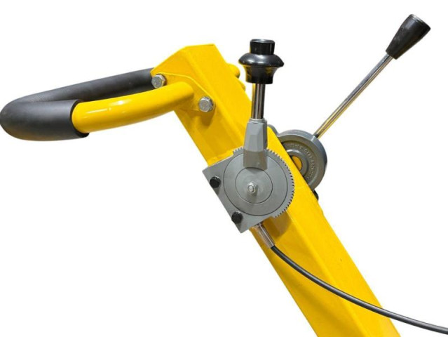 Купить Бензиновая виброплита MAST Bautechnik  MT-RVP160