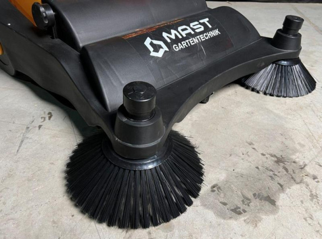 Купити Ручная подметальная машина MAST Gartentechnik MT- HS80