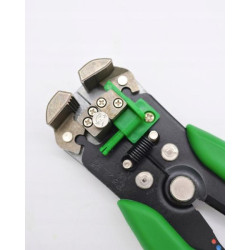 Купити Кліщі для обтискача клем і зняття ізоляції посилені TOPTUL DKAA2226