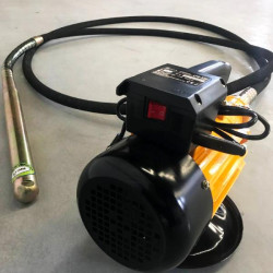 Купить Глубинный вибратор для бетона Lumag LFR 15E