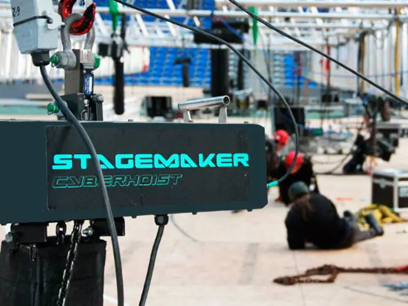 Лебідки STAGEMAKER - новинка, сценічне і театральне обладнання в Україні