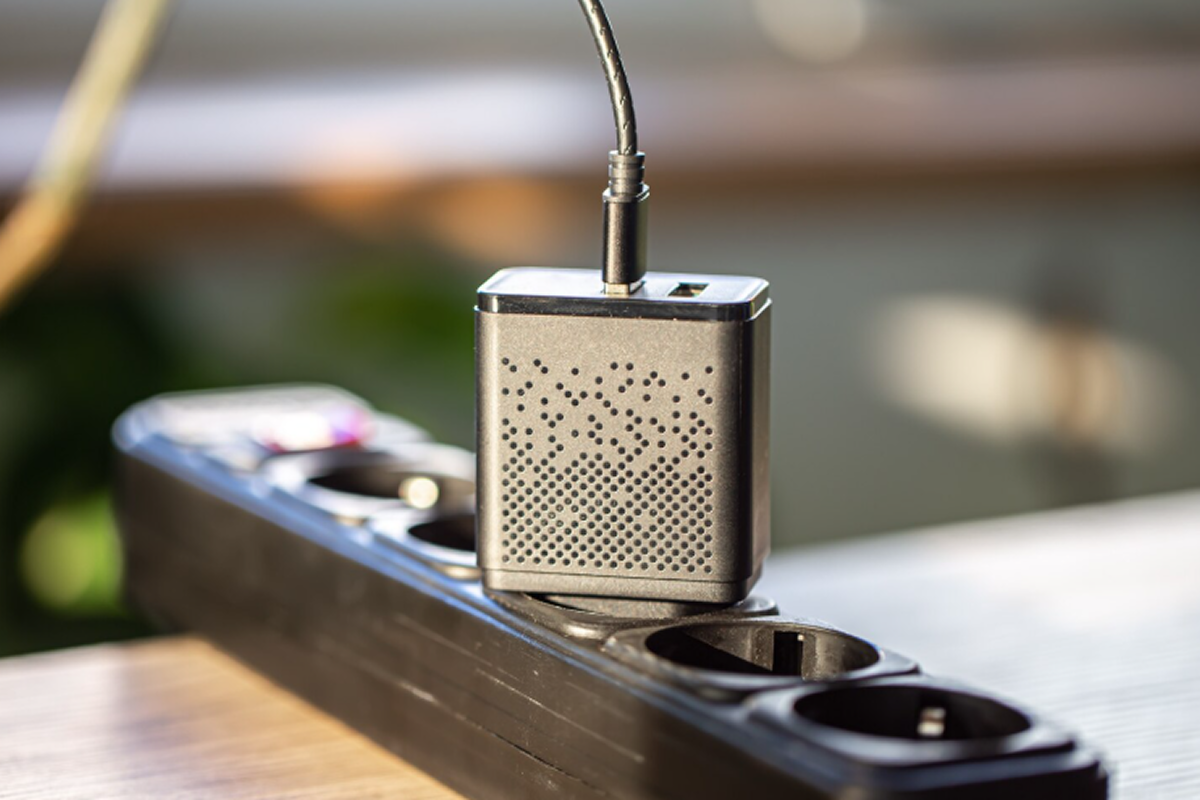 voltage stabilizer voltage stabilizer